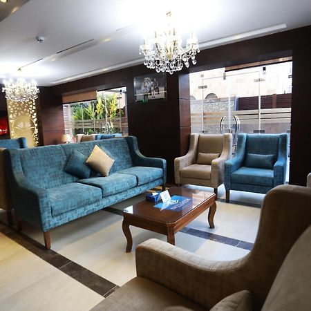 Naylover Hotel Suites 암만 외부 사진