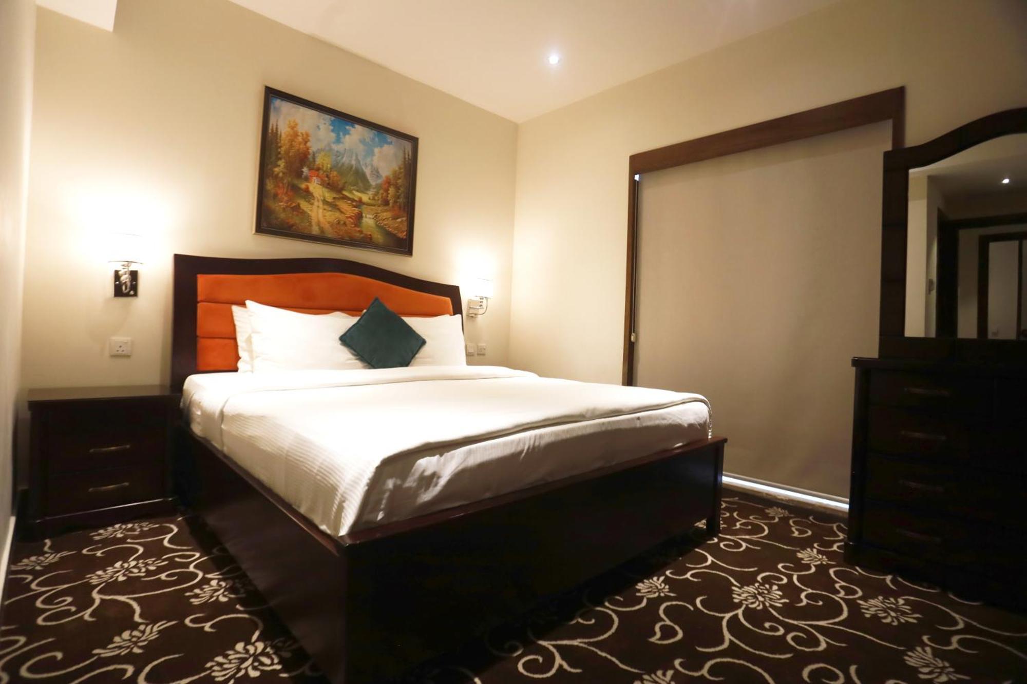 Naylover Hotel Suites 암만 외부 사진
